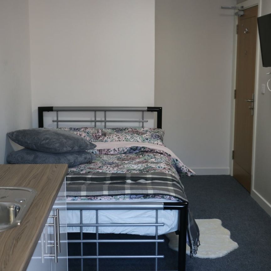 1 Bed Flat, Princess Road West, LE1 - Photo 1
