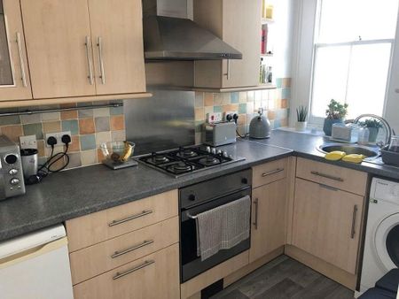 1 bedroom flat to rent - Photo 3