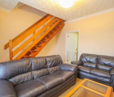 2 bedroom house to rent - Photo 1