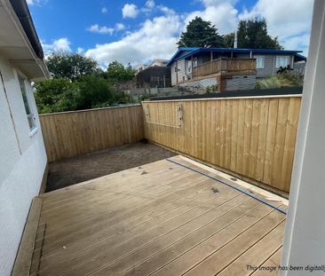 Renovated Tawhero Home - Photo 6