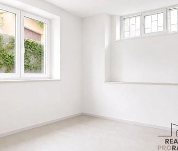 Pronájem bytu 1+kk 30 m2 - Photo 1