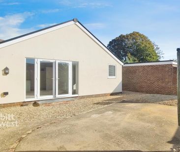 2 bedroom detached bungalow to rent - Photo 3