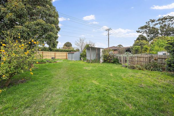 37 Glen Dhu Road, Kilsyth - Photo 1