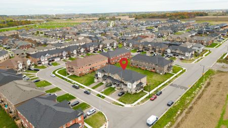 For Lease - 136 Sapphire Way, Thorold, Ontario - Photo 2