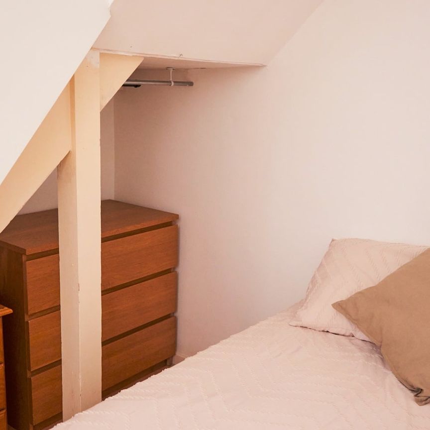 Room in a Shared House, Manchester Drive, W10 - Photo 1