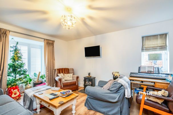 2 bedroom house to rent Violet Close, Bognor Regis, West Sussex, PO21 - Photo 1