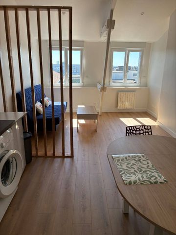 Appartement F1 meublé à louer au coeur du centre ville - Photo 5