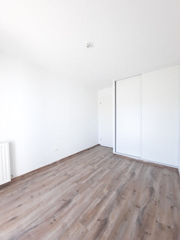 Location Appartement 3 pièces 66m² VILLENEUVE TOLOSANE 31270 - Photo 3