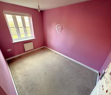 4 bedroom semi-detached house to rent - Photo 4