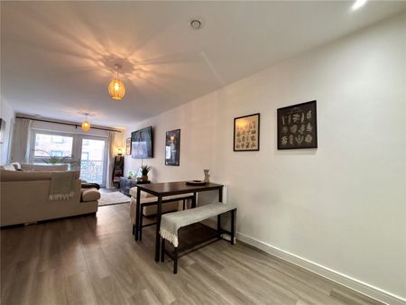 Station Road, Hook, Hampshire, RG27 - Photo 3