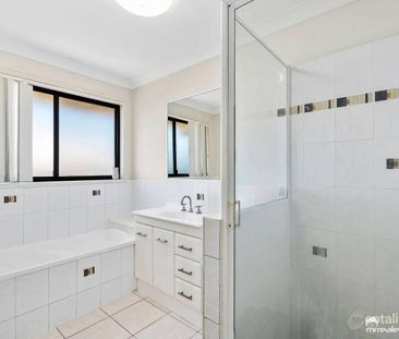 Lowset 4 Bedroom Home in Gracemere Heights Estate - Photo 4