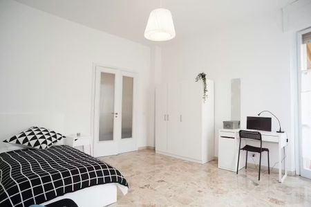 Via Francesco Baracca, Florence, Tuscany 50127 - Photo 4