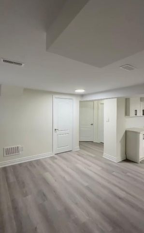 For Lease - 1372 Rebecca Street, Oakville, Ontario - Photo 3