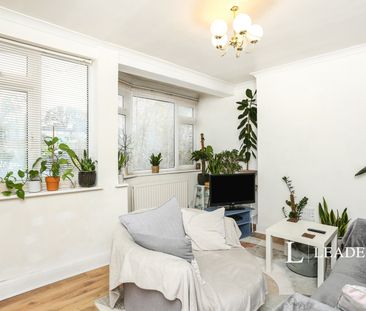 2 bedroom house to rent Robin Hood Green, Orpington, BR5 - Photo 2