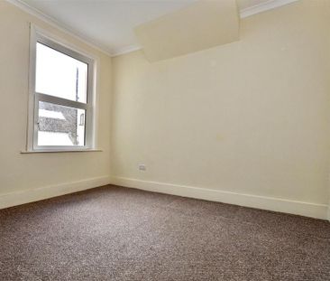 3 bedroom maisonette to rent - Photo 1