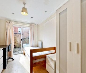 4 bedroom house share to rent - Photo 4