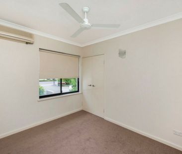 Resort-Style Living in the Heart of Ascot - Photo 4