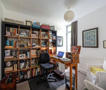 2 bedroom maisonette to rent - Photo 6