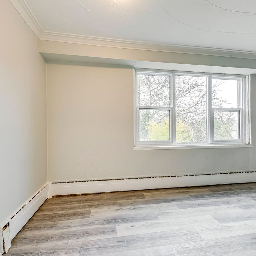 For Lease - 17 Station Road Unit# #11, Toronto, Ontario - Photo 1