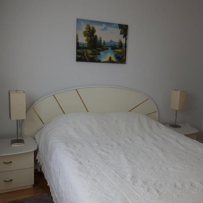 GRAND APPARTEMENT 5 1 2 TRÈS AGRÉABLE SITUÉ 1750 RUE LABELLE À LONGUEUIL - Photo 1