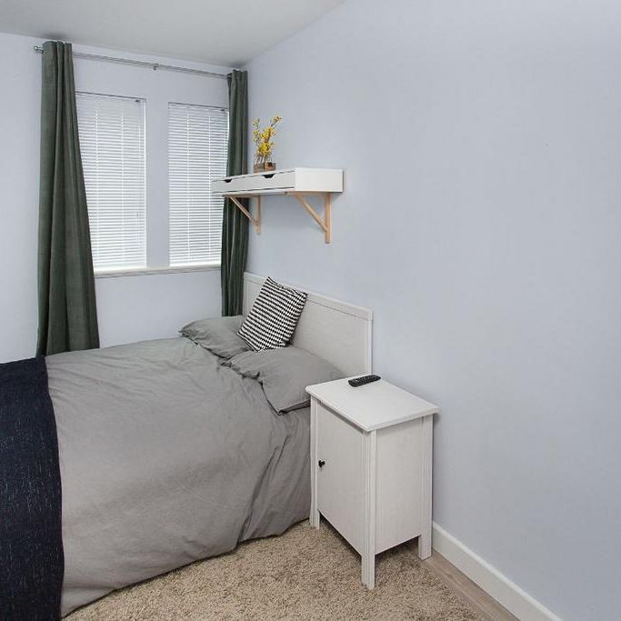 1 bedroom in a house share to rent - Photo 1