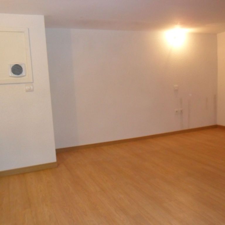 Location appartement 1 pièce, 19.10m², Bédarieux - Photo 1