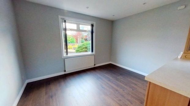 4 bedroom detached house to rent - Photo 1