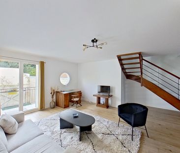 Location Appartement 5 pièces 113m² - Photo 2