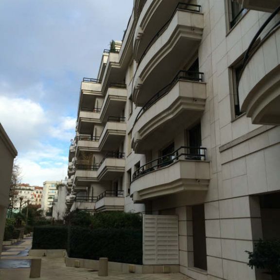 Location Appartement 2 pièces 48m² - Photo 1