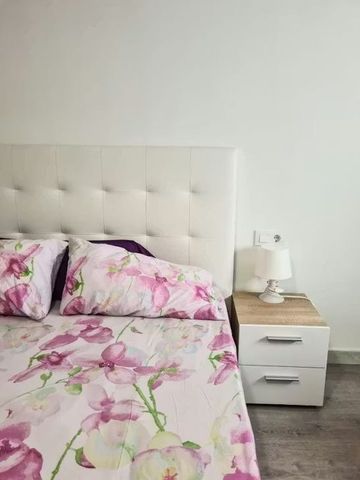 Carrer de Peris Mencheta, Valencia, Valencian Community 46020 - Photo 5