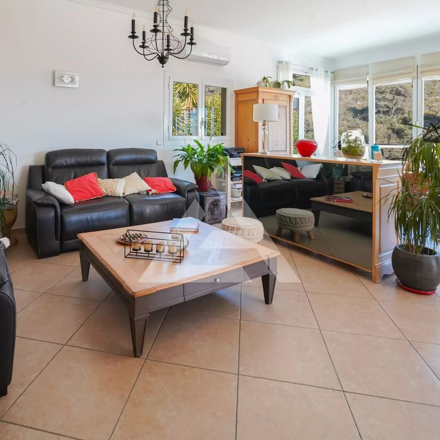 Location Maison 5 pièces 120m² EZE 06360 - Photo 1