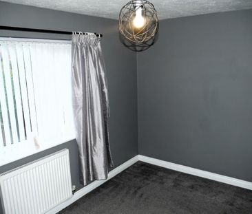 2 bedroom semi-detached house to rent - Photo 3