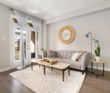 For Lease - 83 Stockholm Private, Blossom Park - Airport and Area, ... - Photo 2