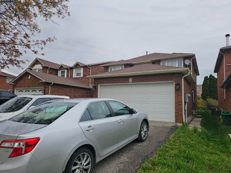 For Lease - 3177 Colonial Drive Unit# basement #1, Mississauga, Ontario - Photo 4