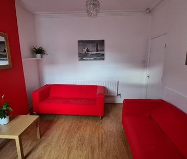 5 bedroom terraced house to rent - Photo 2