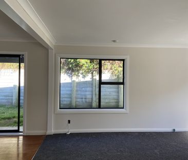 3 BEDROOM FAMILY HOME! - Photo 1