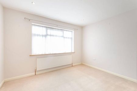 3 bedroom detached house to rent - Photo 4