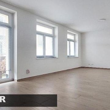 Terrasse, Einbauküche, Fußbodenheizung, was will man mehr??? - Photo 1