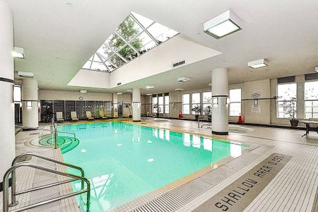 For Lease - 25 Kingsbridge Garden Circle Unit# PH08, Mississauga, Ontario - Photo 3