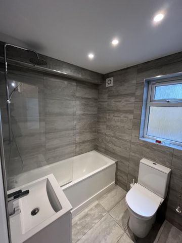 2 bedroom ground floor flat to rent - Photo 4