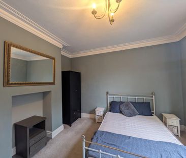 1 bedroom house of multiple occupation to rent - Photo 6