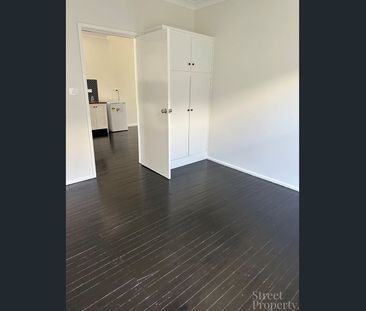 Refurbished Home With Character - Photo 5