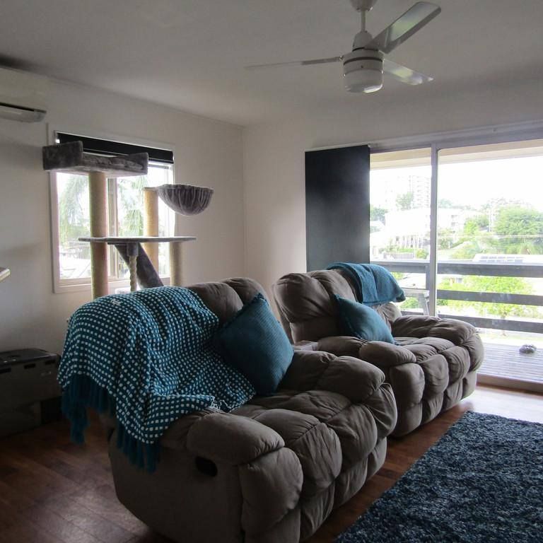 Elavated Home in West Gladstone - Photo 1