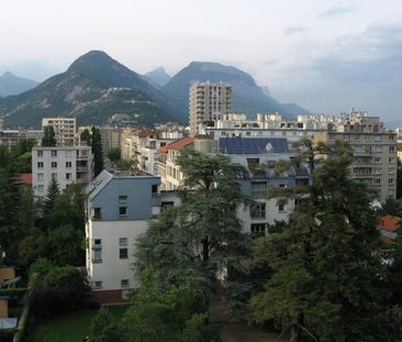 Appartement T1 à GRENOBLE - Photo 1