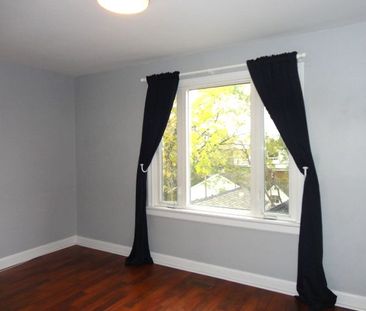 For Lease - 327 Wolverleigh Boulevard, Toronto, Ontario - Photo 5