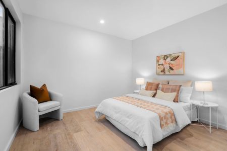 Luxurious & Brand New Home within Mckinnon School Zone - Photo 2