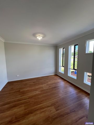 BRAND NEW 3-BEDROOM, 2-BATHROOM HOME - Photo 3