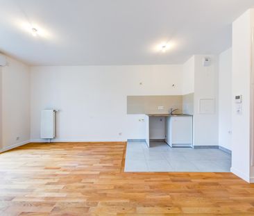location Appartement T2 DE 36.7m² À VILLIERS SUR MARNE - Photo 1