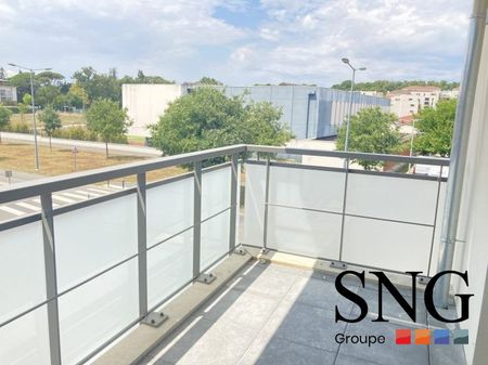 T3 AVEC BALCON ET PARKING DOUBLE - Photo 5