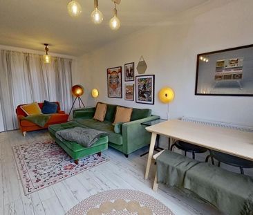 Queenswood Drive, Headingley - Photo 2